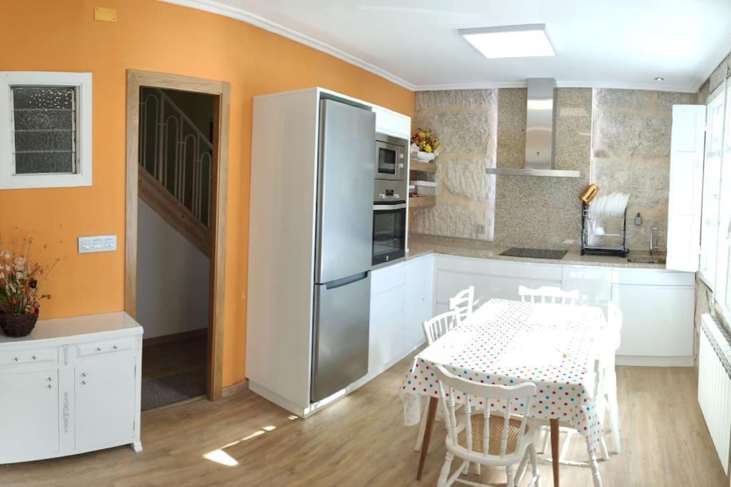 Hébergement de vacances Casa Carmina: Casa Pequenos Grupos En El Corazon De Galicia