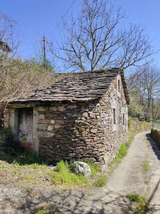 Casa Carmina: Casa Pequenos Grupos En El Corazon De Galicia Hébergement de vacances