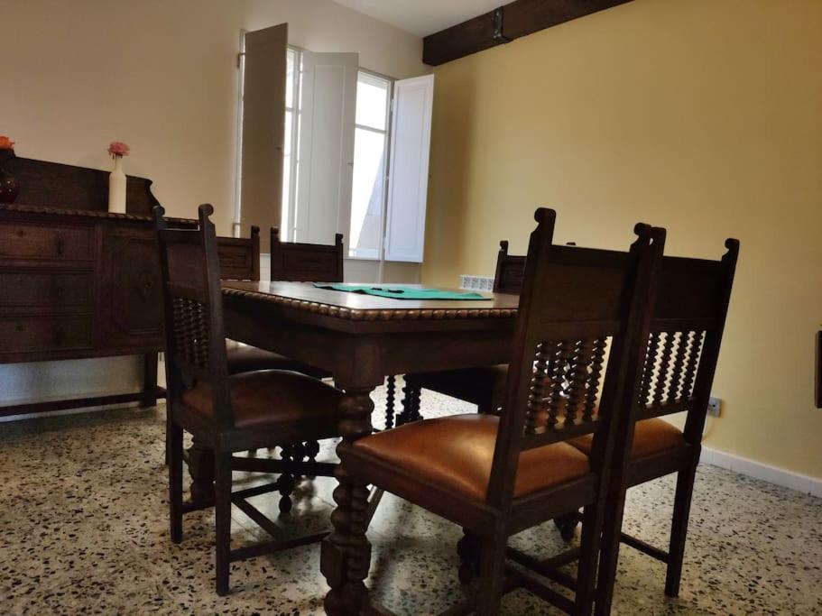 Casa Carmina: Casa Pequenos Grupos En El Corazon De Galicia * O Irixo